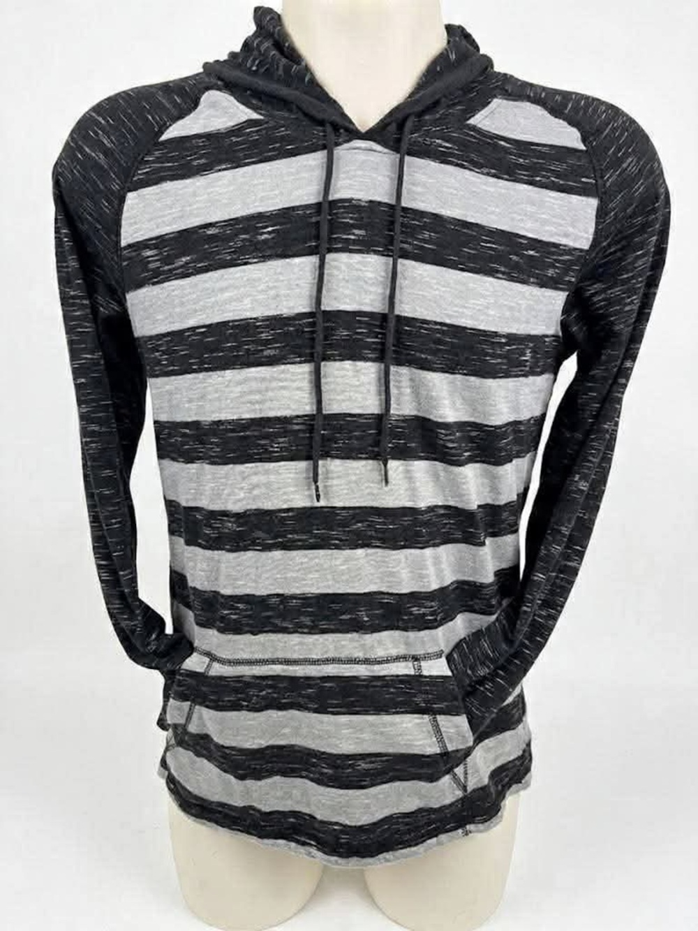 Red Camel Men's Black & Gray Striped Hooded Long Sleeve Pullover Size XL